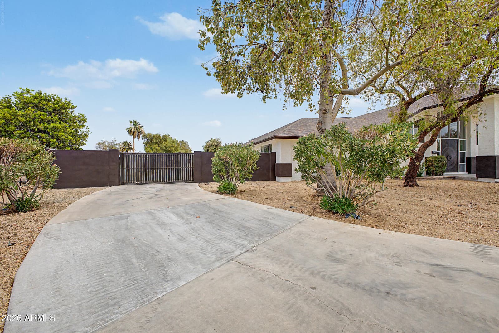 11132 W KOLINA Lane, Sun City, AZ 85351 — photo 5 of 71
