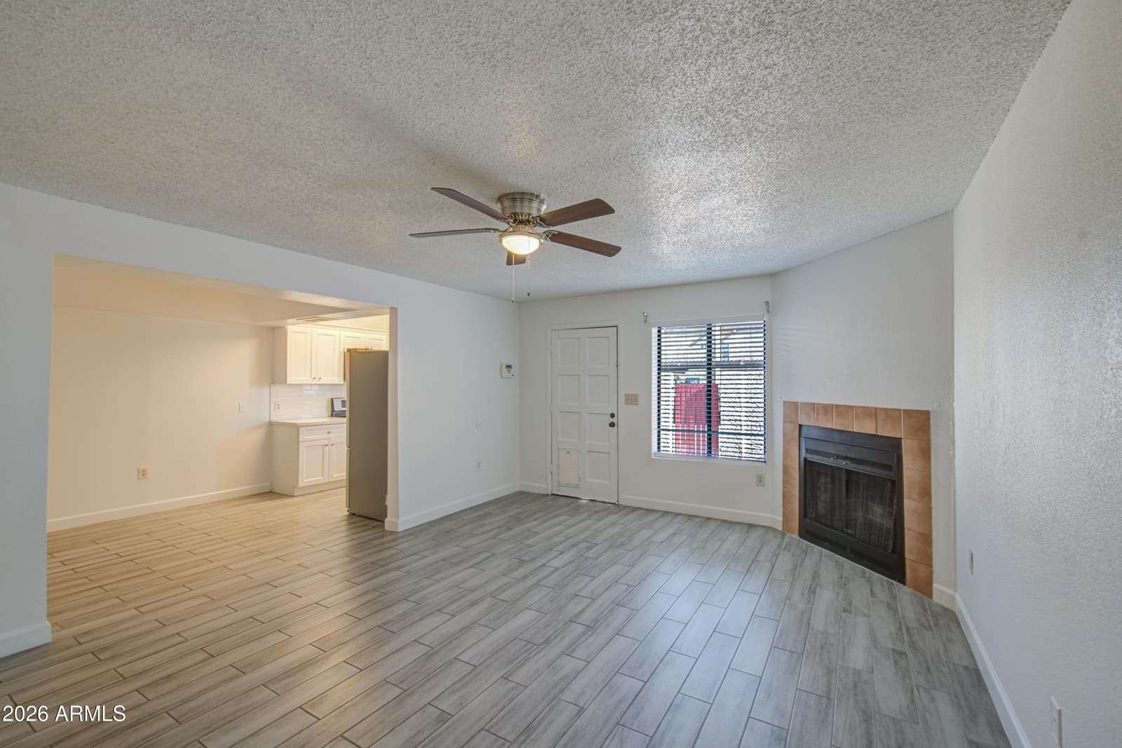 3001 E GRANDVIEW Road 8, Phoenix, AZ 85032 — photo 9 of 29