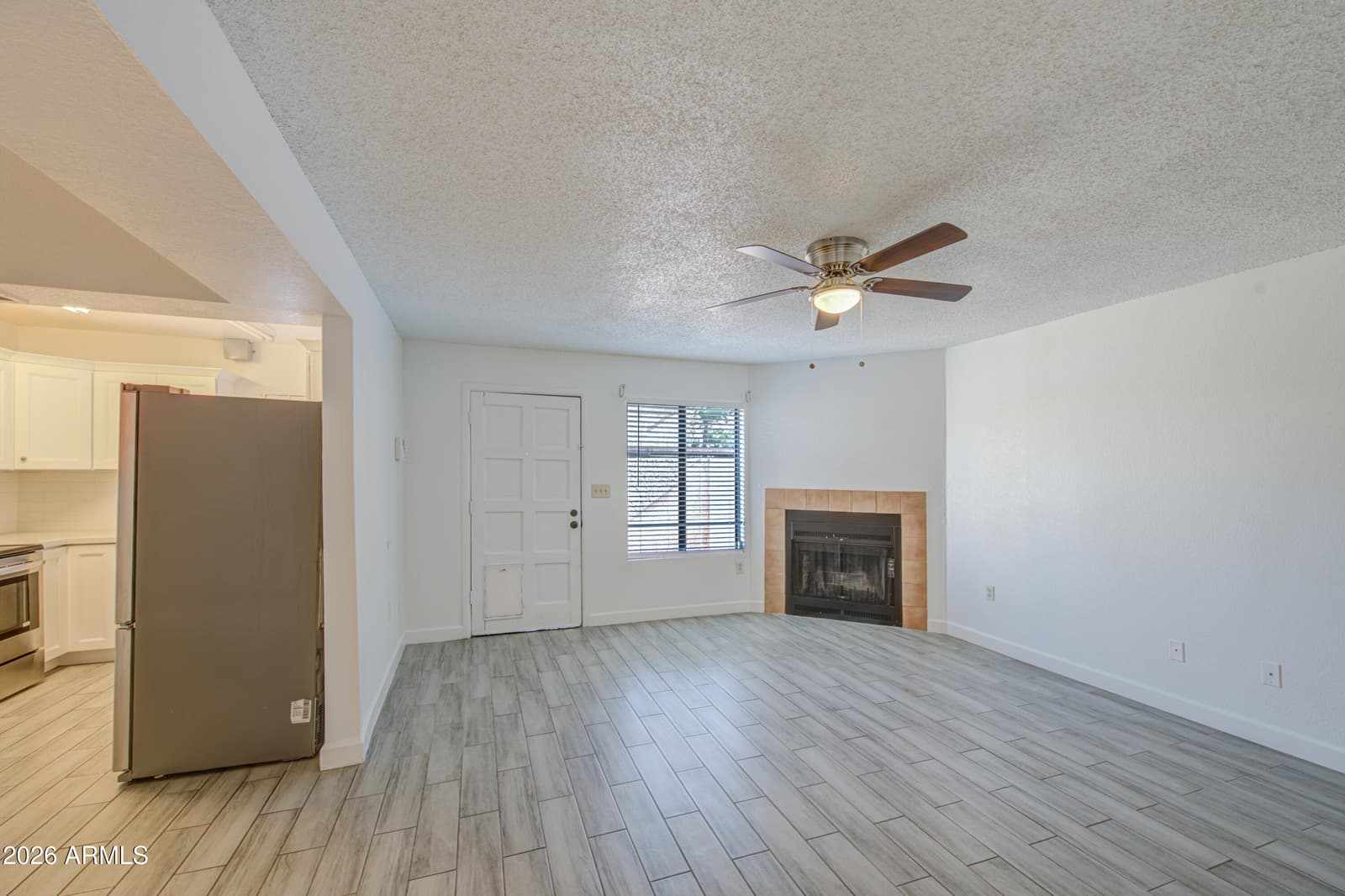 3001 E GRANDVIEW Road 8, Phoenix, AZ 85032 — photo 10 of 29