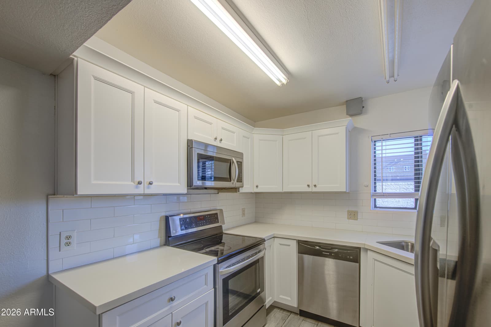 3001 E GRANDVIEW Road 8, Phoenix, AZ 85032 — photo 15 of 29
