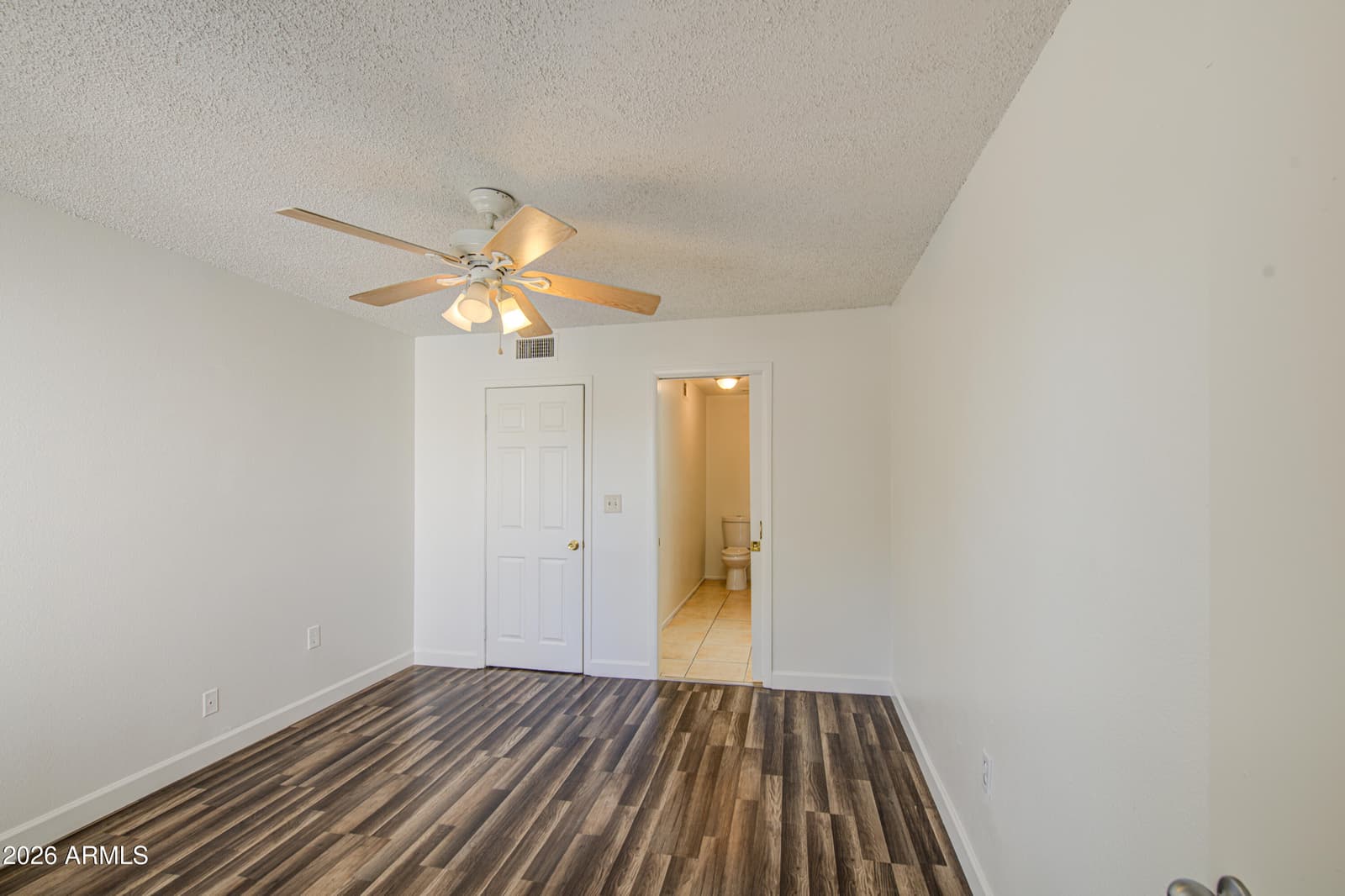 3001 E GRANDVIEW Road 8, Phoenix, AZ 85032 — photo 19 of 29