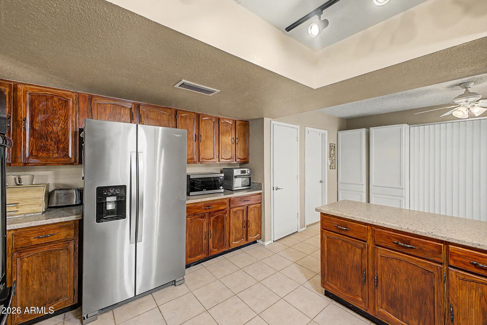 2238 W NARANJA Avenue, Mesa, AZ 85202 — photo 20 of 46