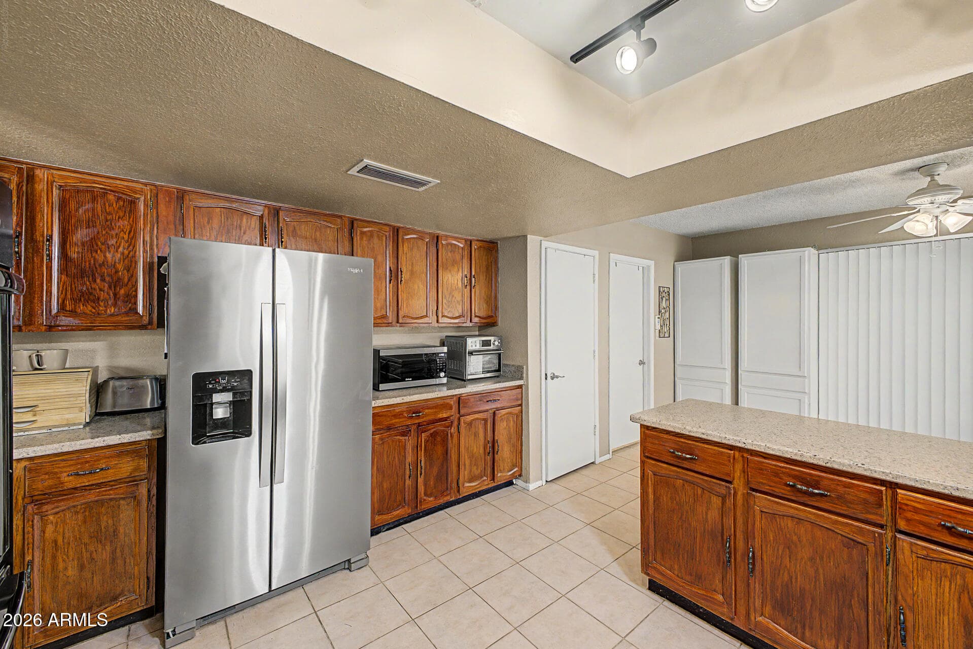 2238 W NARANJA Avenue, Mesa, AZ 85202 — photo 20 of 46