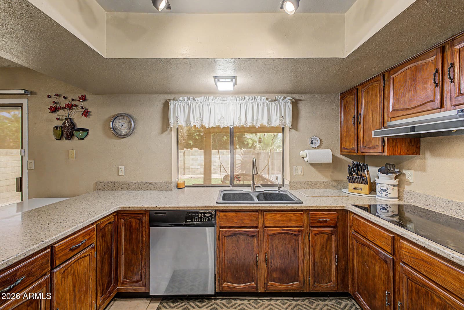2238 W NARANJA Avenue, Mesa, AZ 85202 — photo 21 of 46