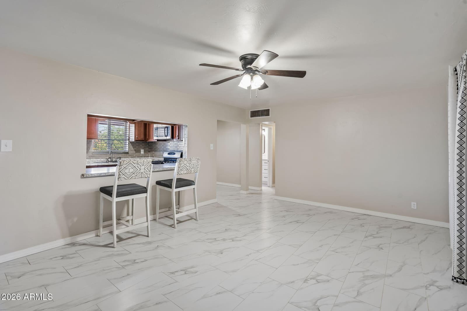 5618 N 35TH Drive, Phoenix, AZ 85019 — photo 8 of 45