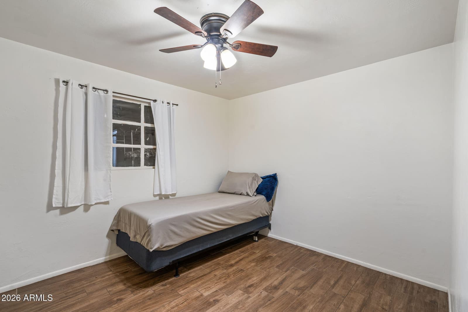 5618 N 35TH Drive, Phoenix, AZ 85019 — photo 18 of 45