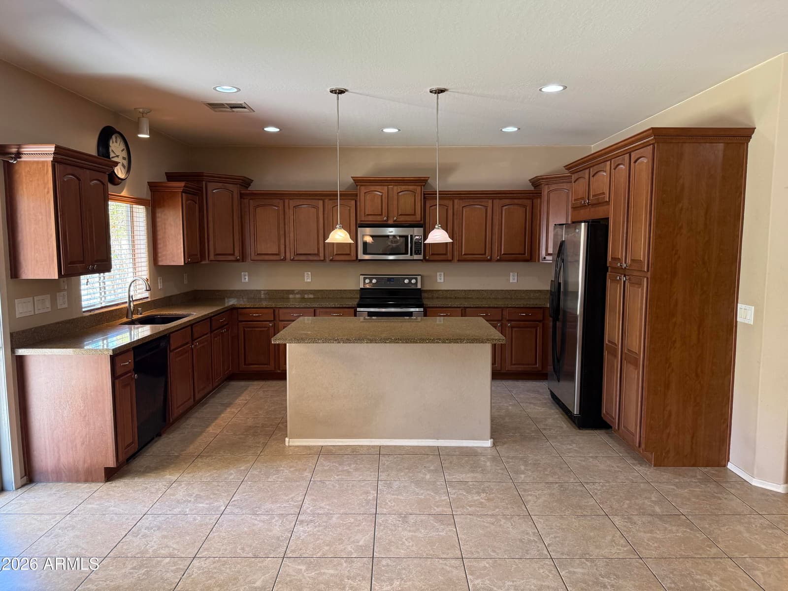 2345 W Skinner Drive, Phoenix, AZ 85085 — photo 3 of 28