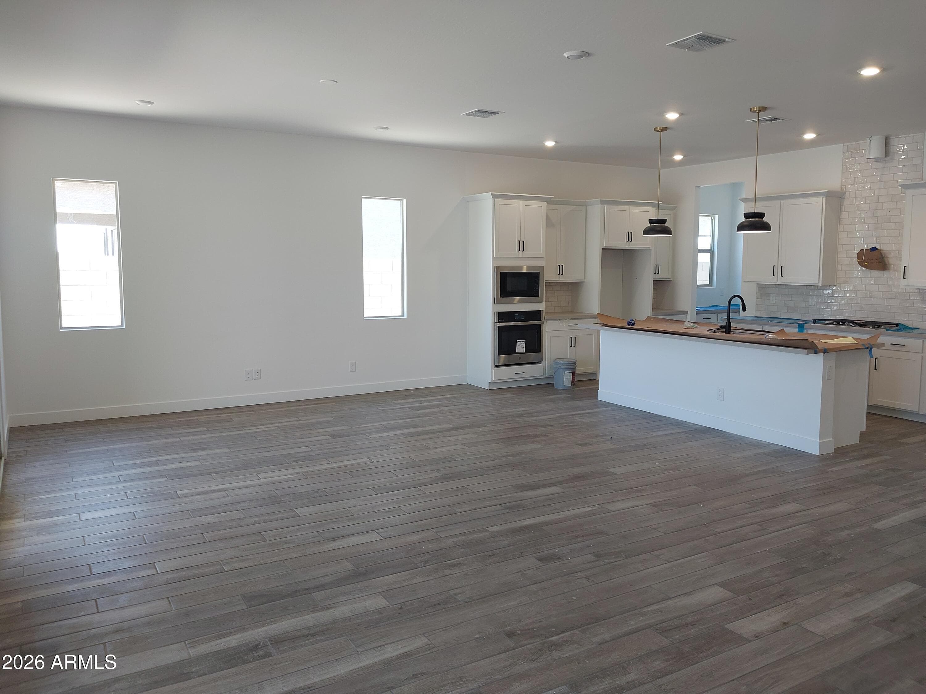 22196 W BLACKHAWK Drive, Surprise, AZ 85387 — photo 7 of 10