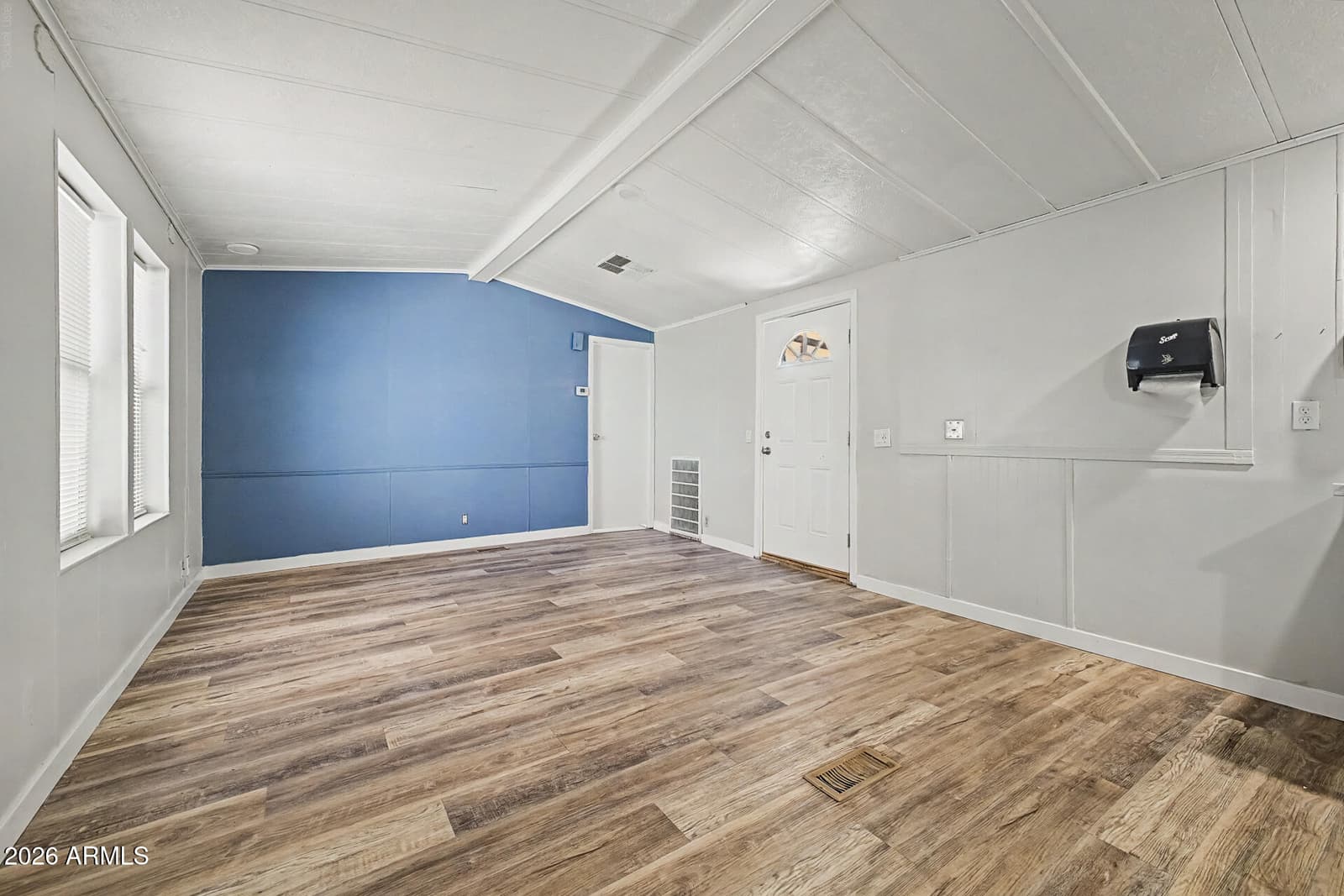 8601 N 71st Avenue 83, Glendale, AZ 85301 — photo 10 of 28