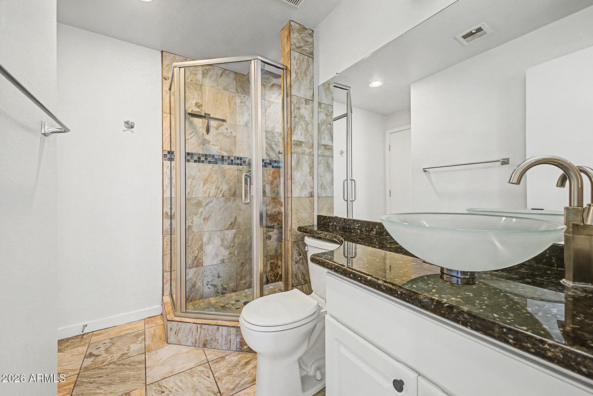 3633 N 3RD Avenue 2051, Phoenix, AZ 85013 — photo 15 of 37
