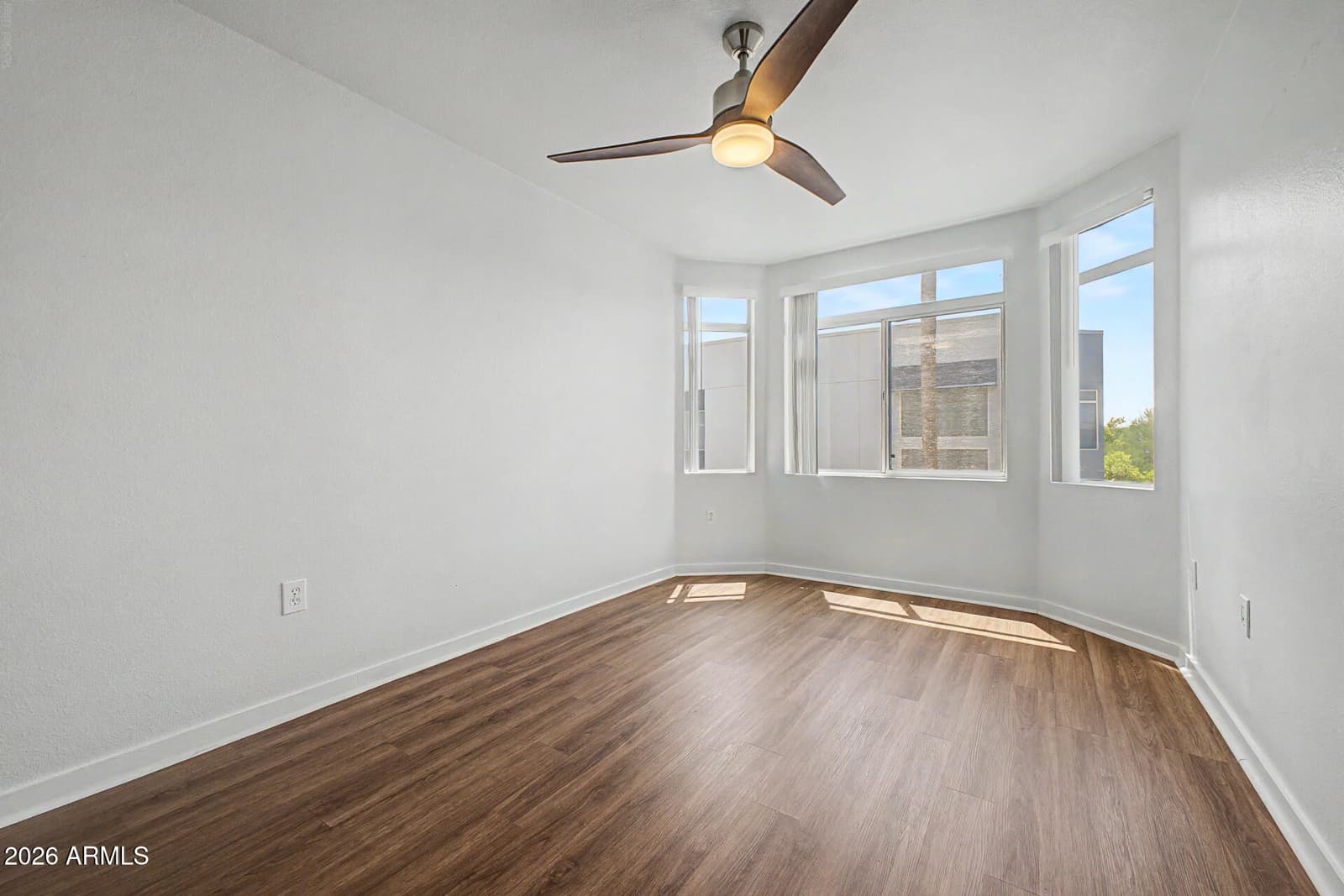 3633 N 3RD Avenue 2051, Phoenix, AZ 85013 — photo 22 of 37