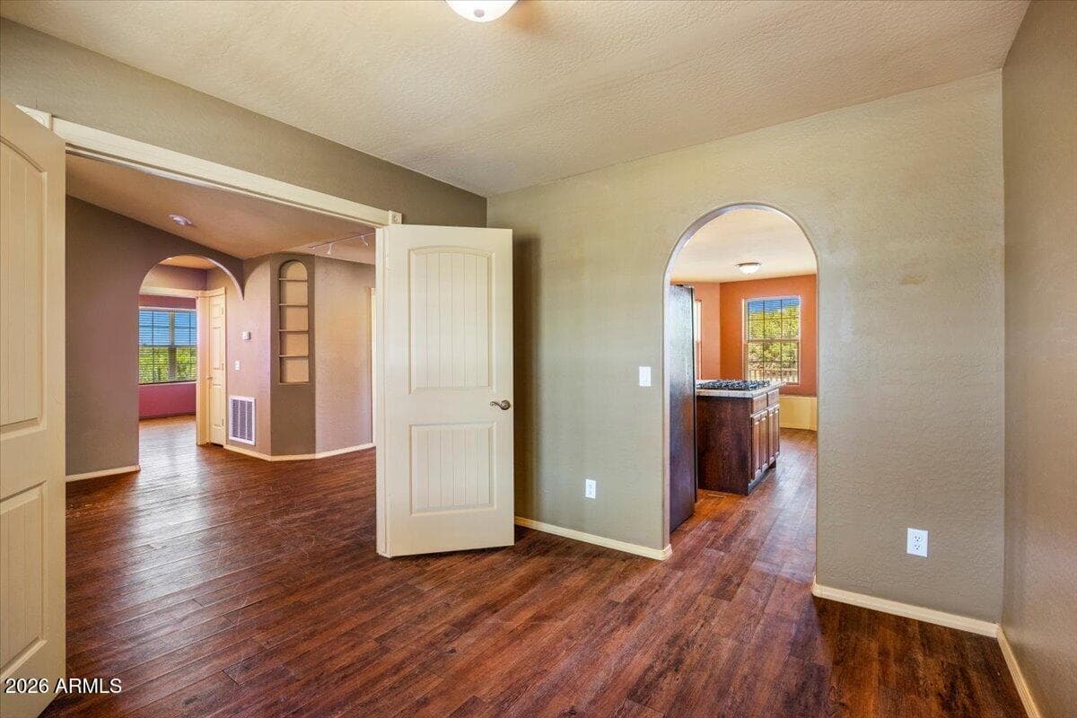 8315 SILVER CREEK Drive, Show Low, AZ 85901 — photo 14 of 42