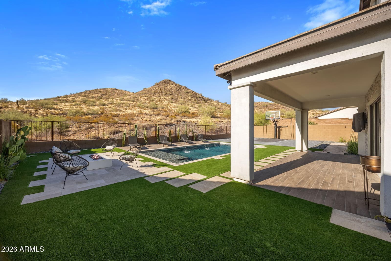 2110 E FALLEN LEAF Lane, Phoenix, AZ 85024 — photo 49 of 61