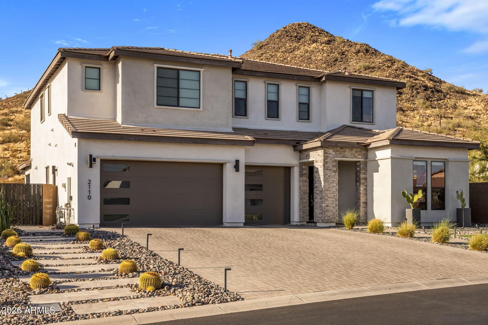 2110 E FALLEN LEAF Lane, Phoenix, AZ 85024 — photo 53 of 61