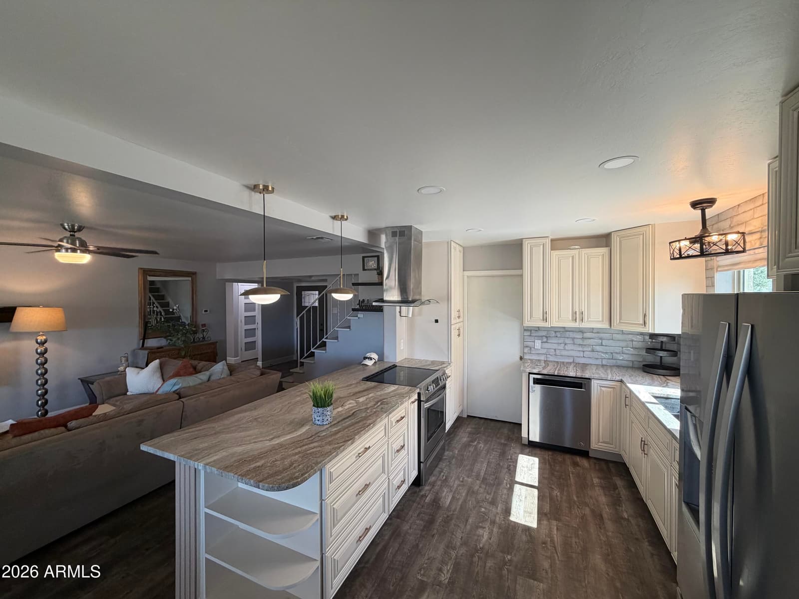 2031 E CAIRO Drive, Tempe, AZ 85282 — photo 16 of 54