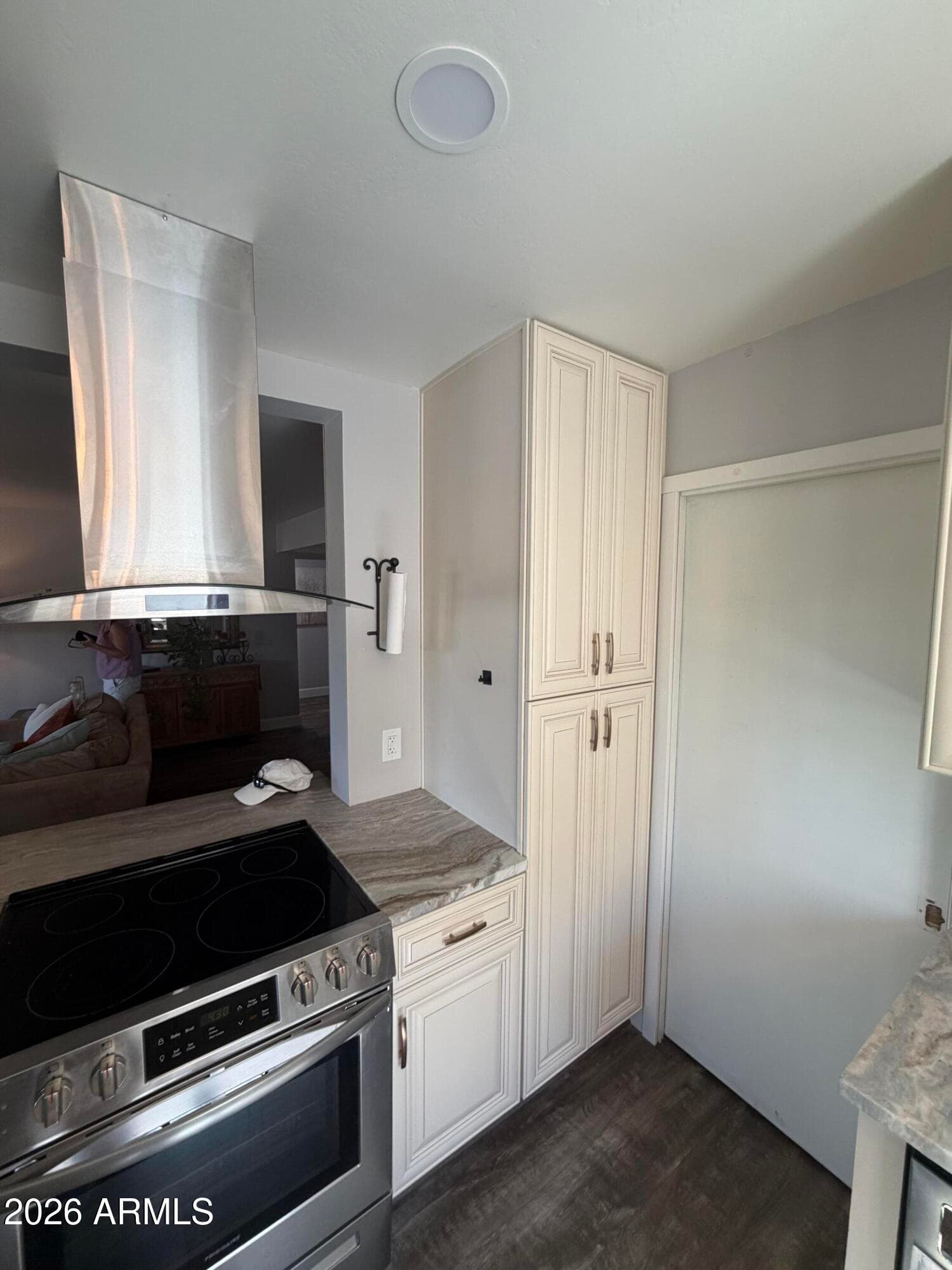 2031 E CAIRO Drive, Tempe, AZ 85282 — photo 13 of 54