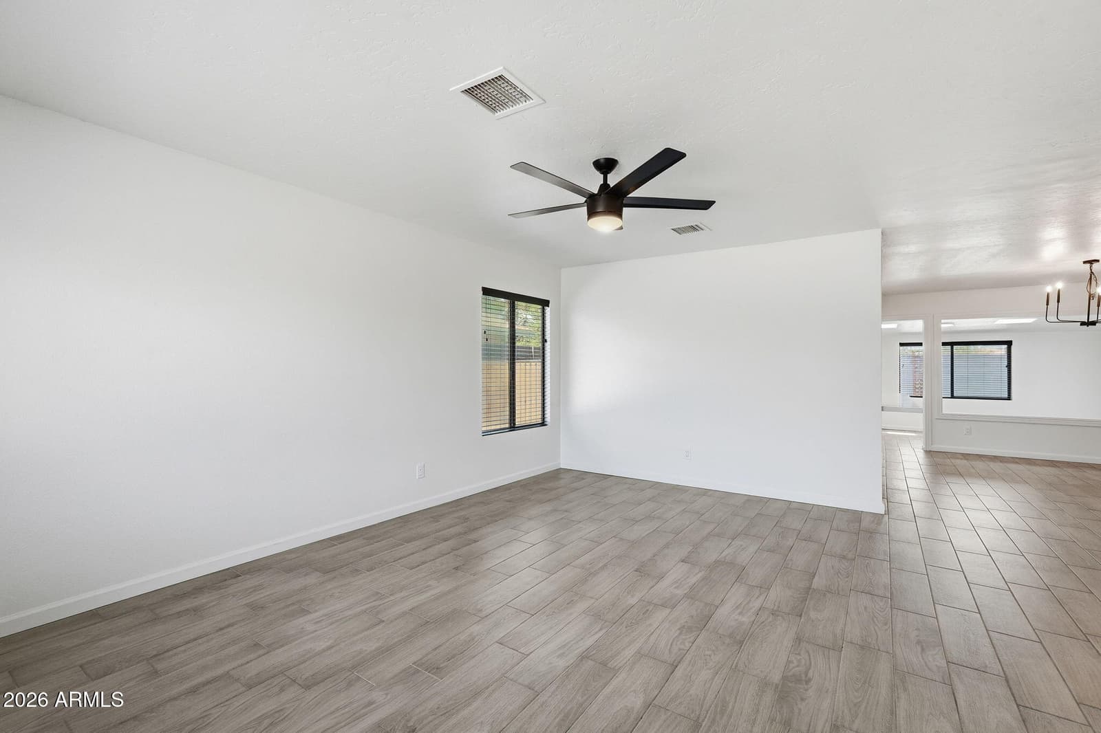 1302 S REVERE, Mesa, AZ 85210 — photo 7 of 36