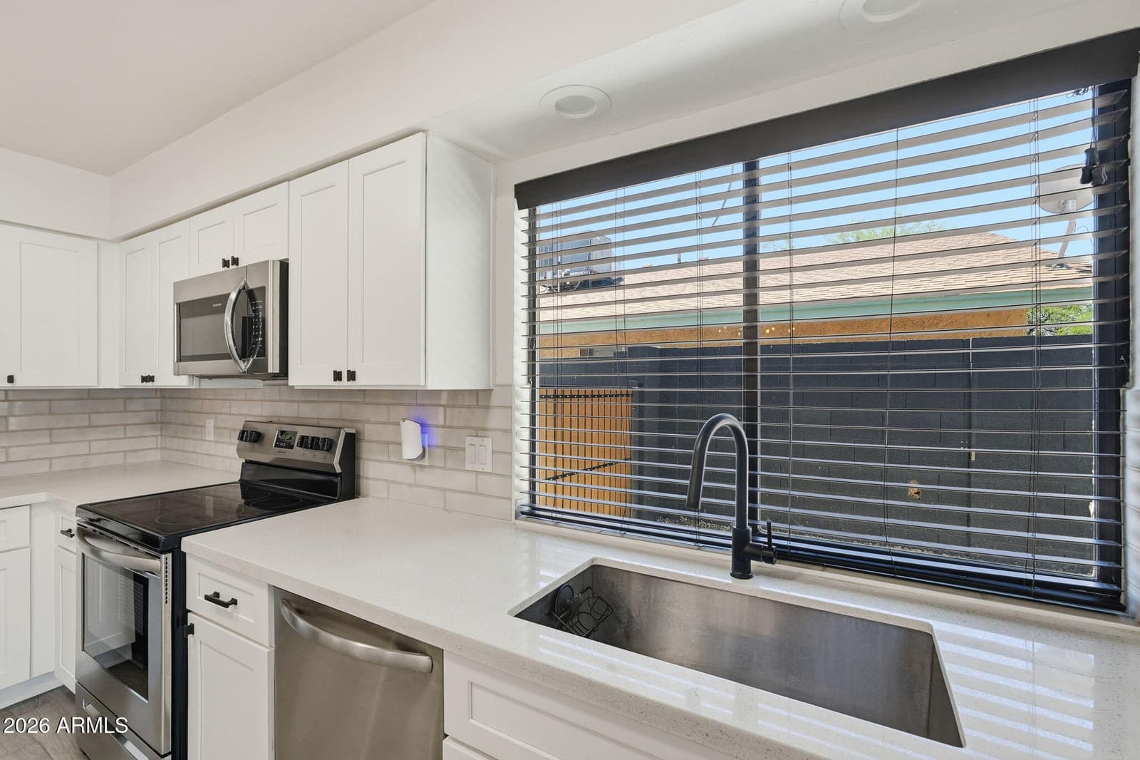 1302 S REVERE, Mesa, AZ 85210 — photo 13 of 36