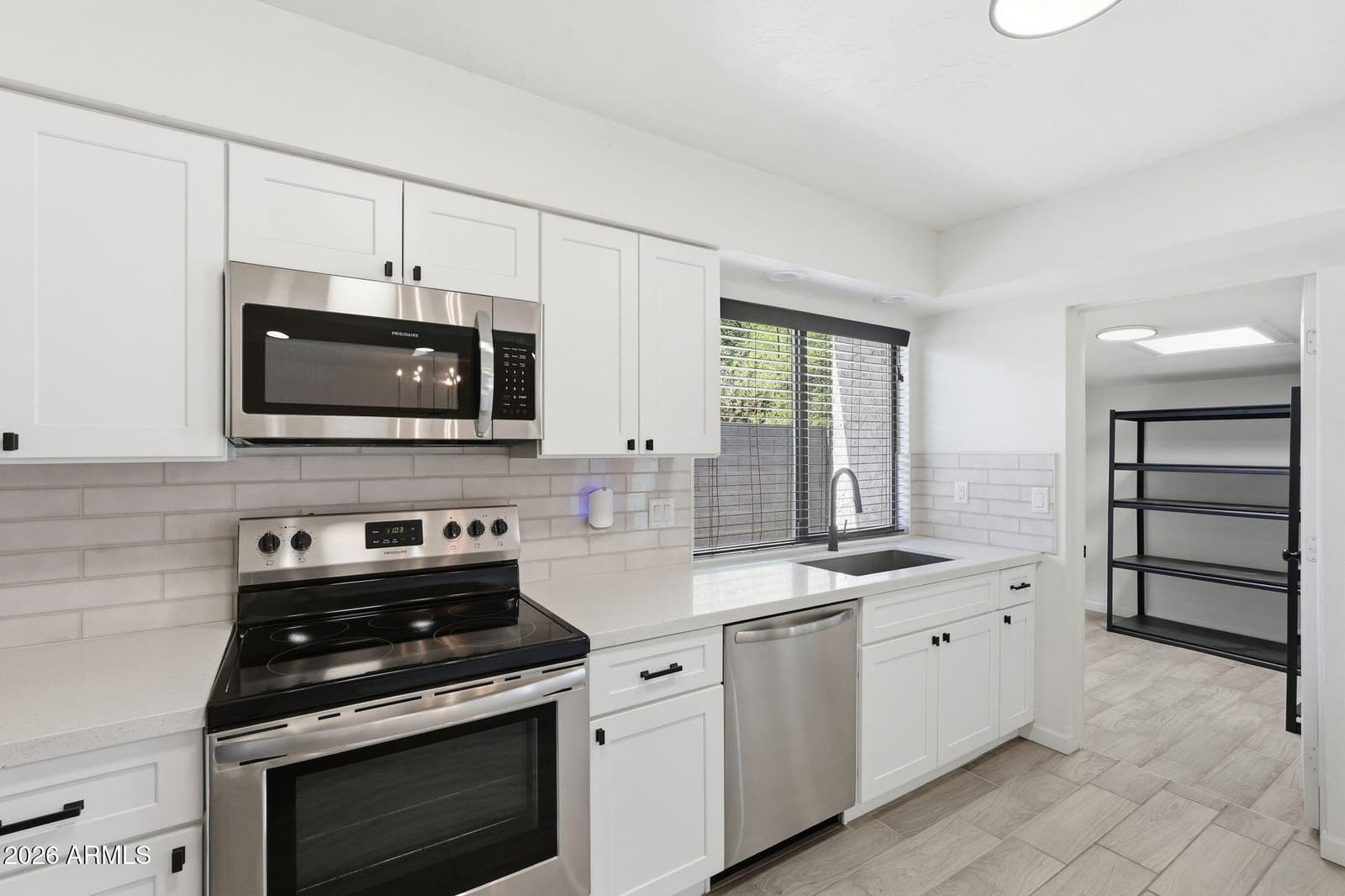 1302 S REVERE, Mesa, AZ 85210 — photo 15 of 36