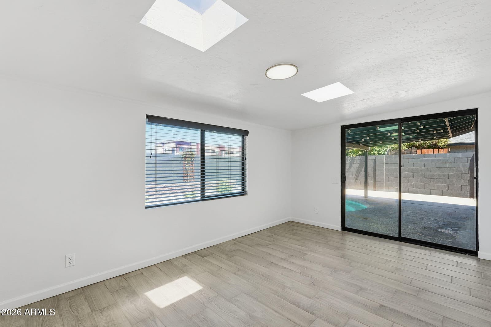 1302 S REVERE, Mesa, AZ 85210 — photo 16 of 36