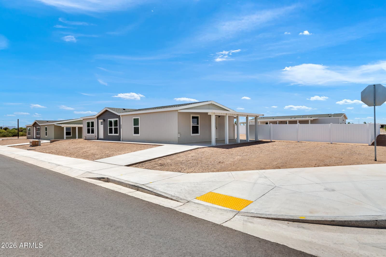 511 W Hunt Street, Gila Bend, AZ 85337 — photo 2 of 42