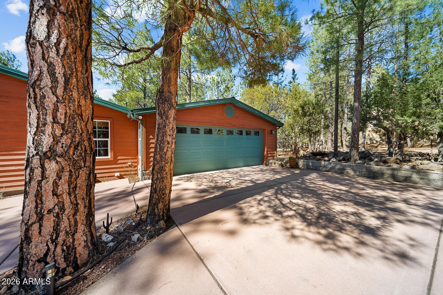 1181 S Cherokee Drive, Show Low, AZ 85901 — photo 15 of 53