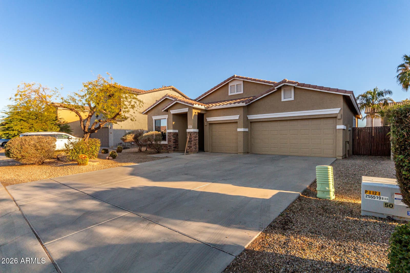 1013 W AYRSHIRE Trail, San Tan Valley, AZ 85143 — photo 2 of 28