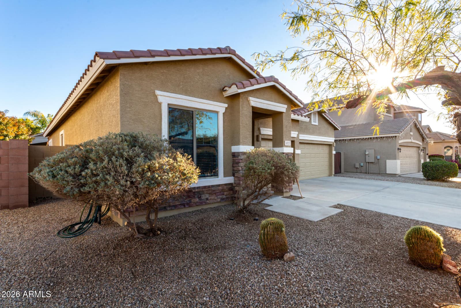 1013 W AYRSHIRE Trail, San Tan Valley, AZ 85143 — photo 3 of 28