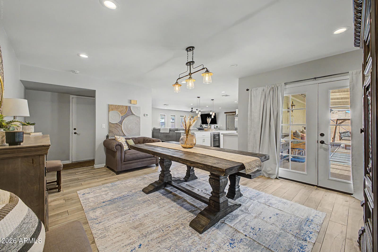 2802 E MISSION Lane, Phoenix, AZ 85028 — photo 10 of 56