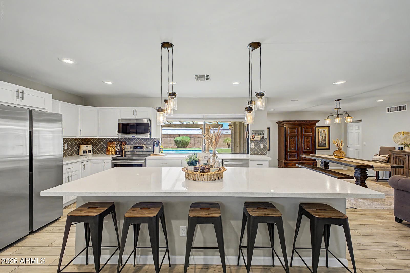 2802 E MISSION Lane, Phoenix, AZ 85028 — photo 15 of 56
