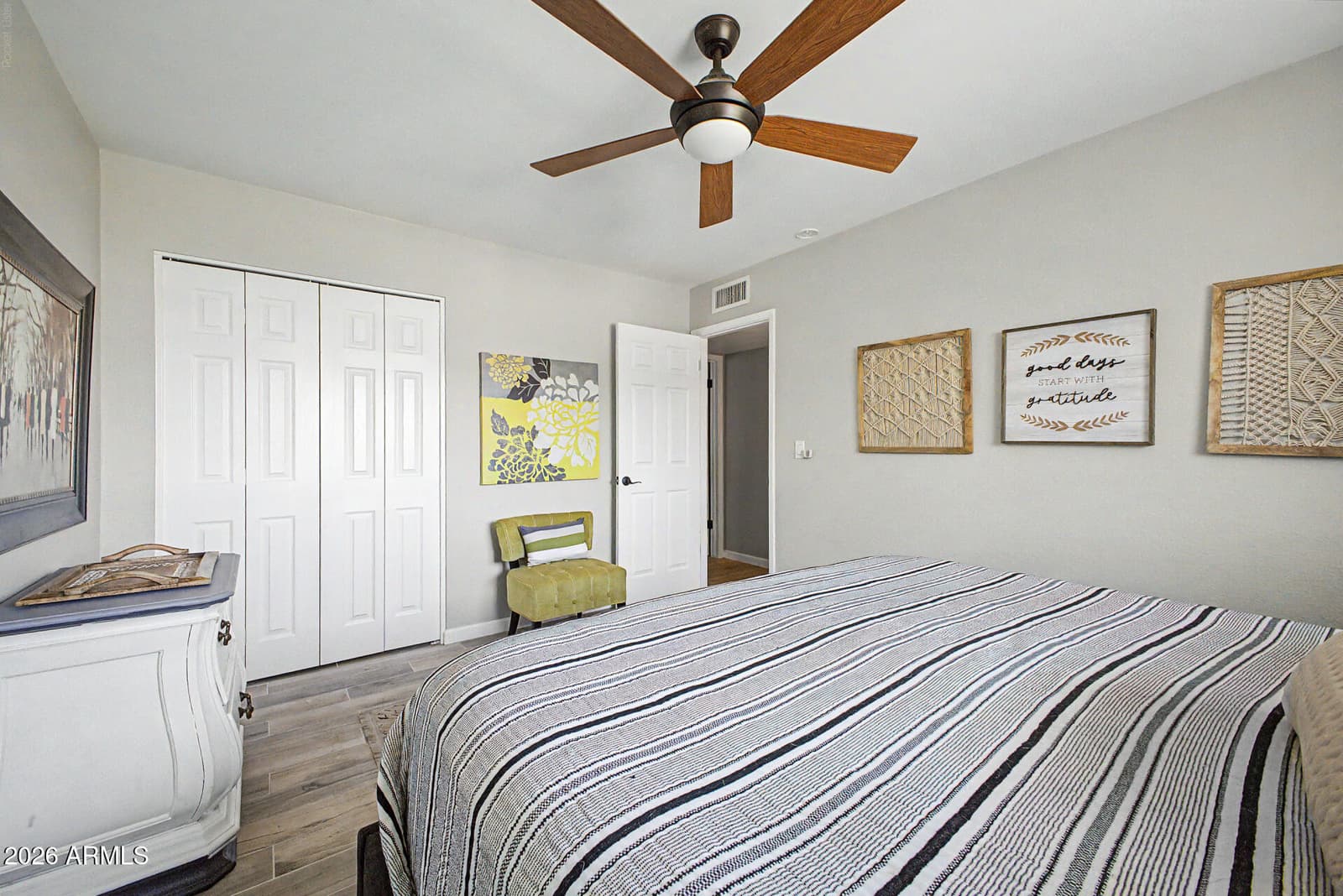 2802 E MISSION Lane, Phoenix, AZ 85028 — photo 27 of 56