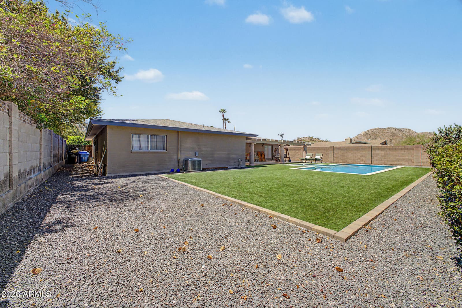 2802 E MISSION Lane, Phoenix, AZ 85028 — photo 34 of 56
