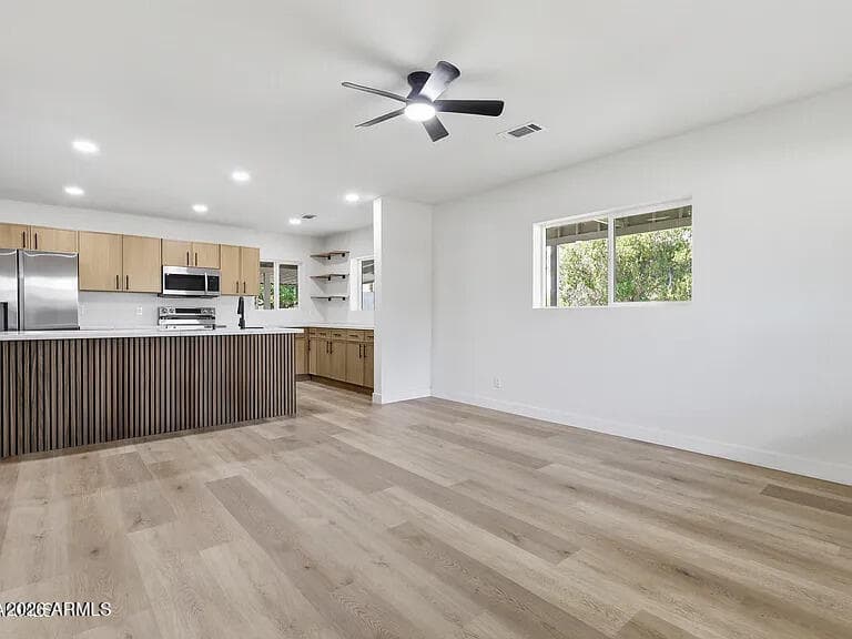 3144 N 34TH Street, Phoenix, AZ 85018 — photo 11 of 45