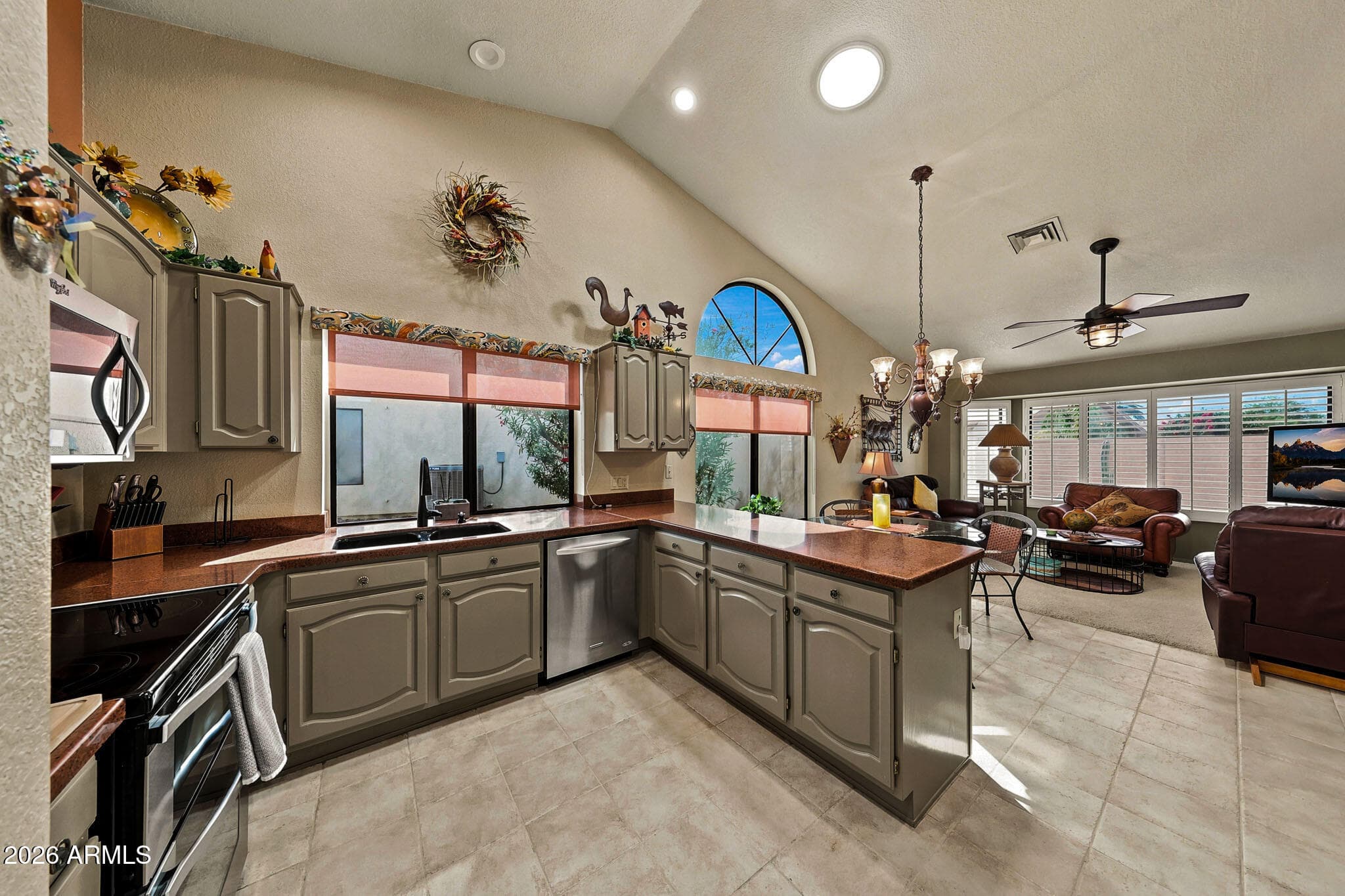 9863 W MENADOTA Drive, Peoria, AZ 85382 — photo 15 of 37