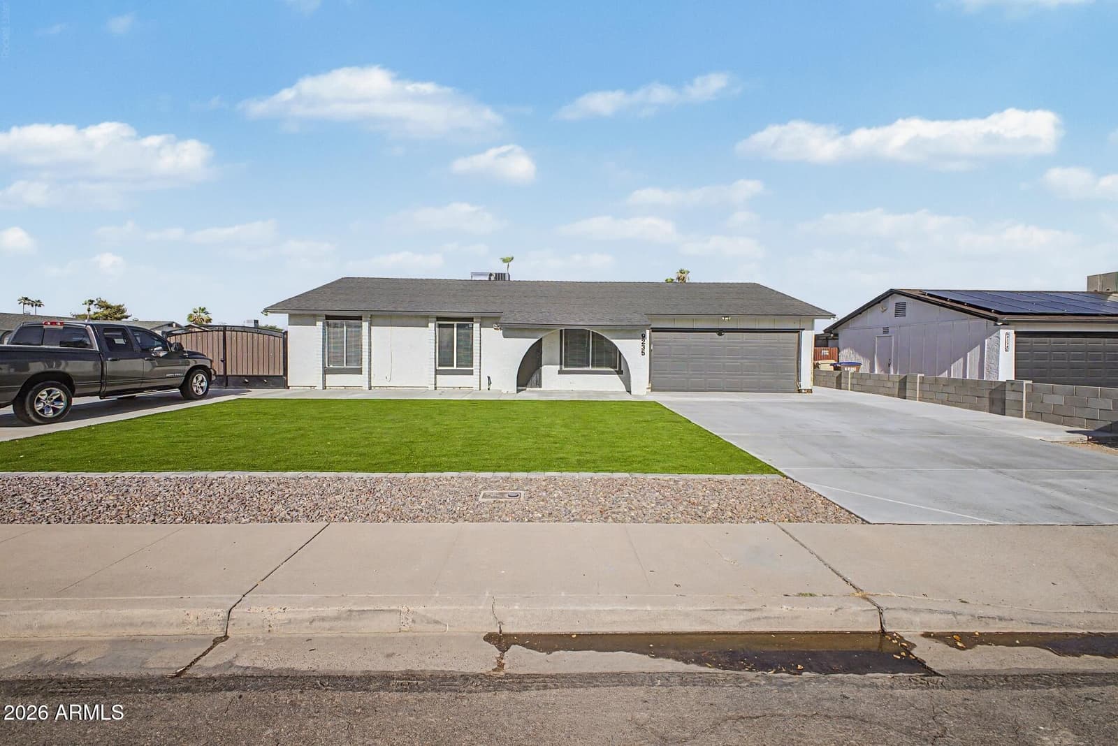 9235 N 74TH Drive, Peoria, AZ 85345 — photo 7 of 34