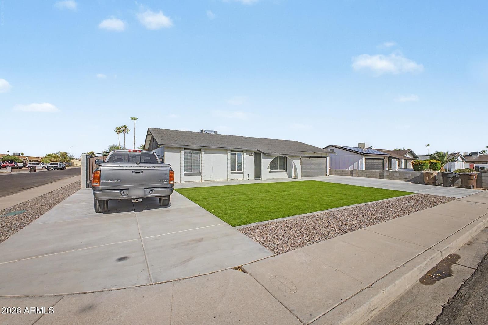 9235 N 74TH Drive, Peoria, AZ 85345 — photo 8 of 34