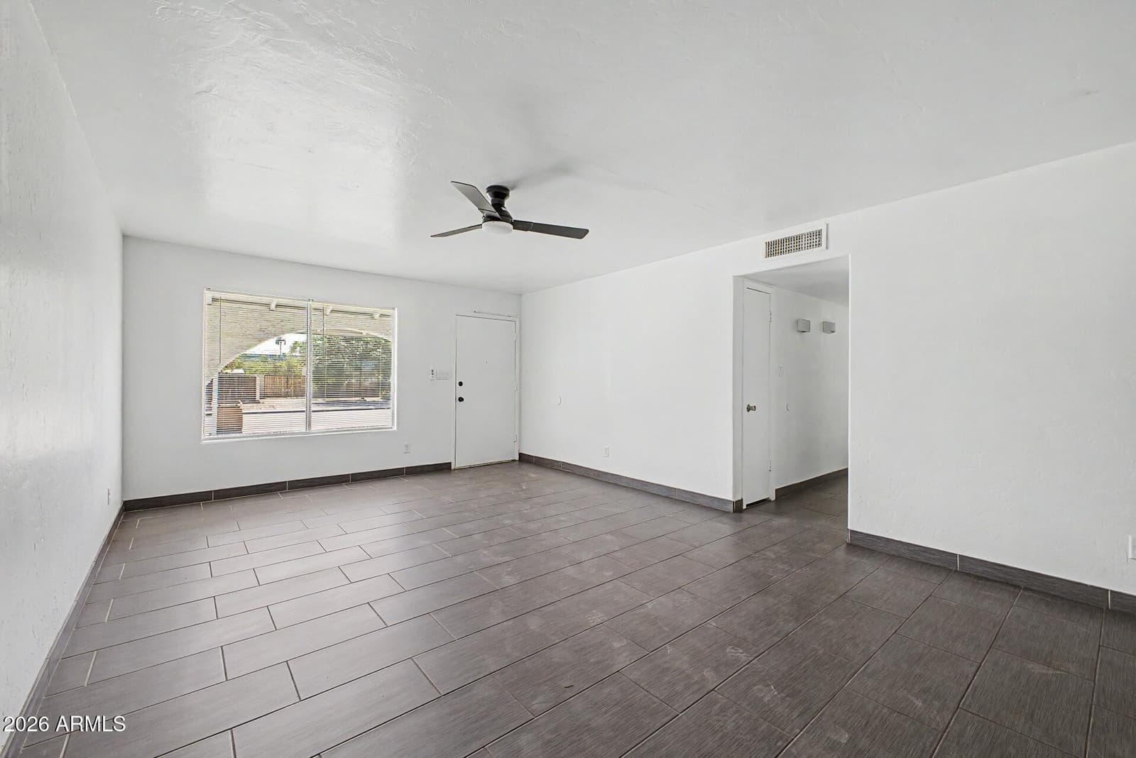 9235 N 74TH Drive, Peoria, AZ 85345 — photo 13 of 34
