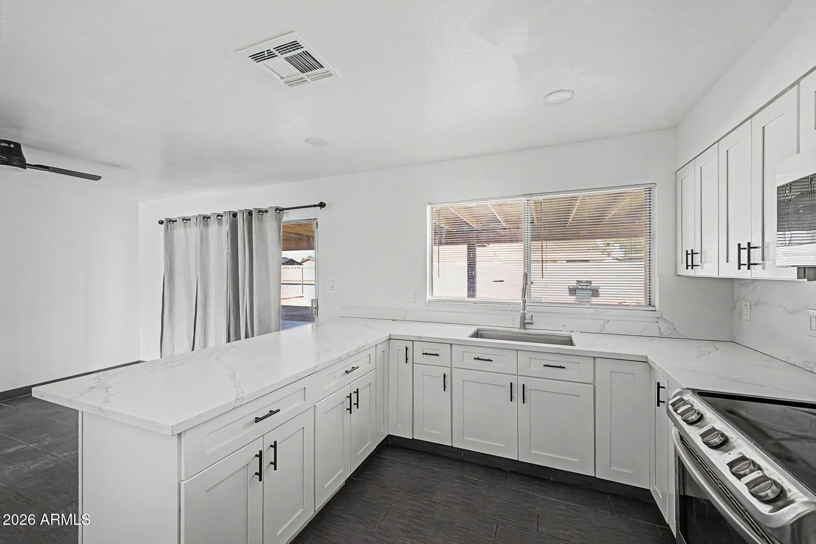 9235 N 74TH Drive, Peoria, AZ 85345 — photo 18 of 34