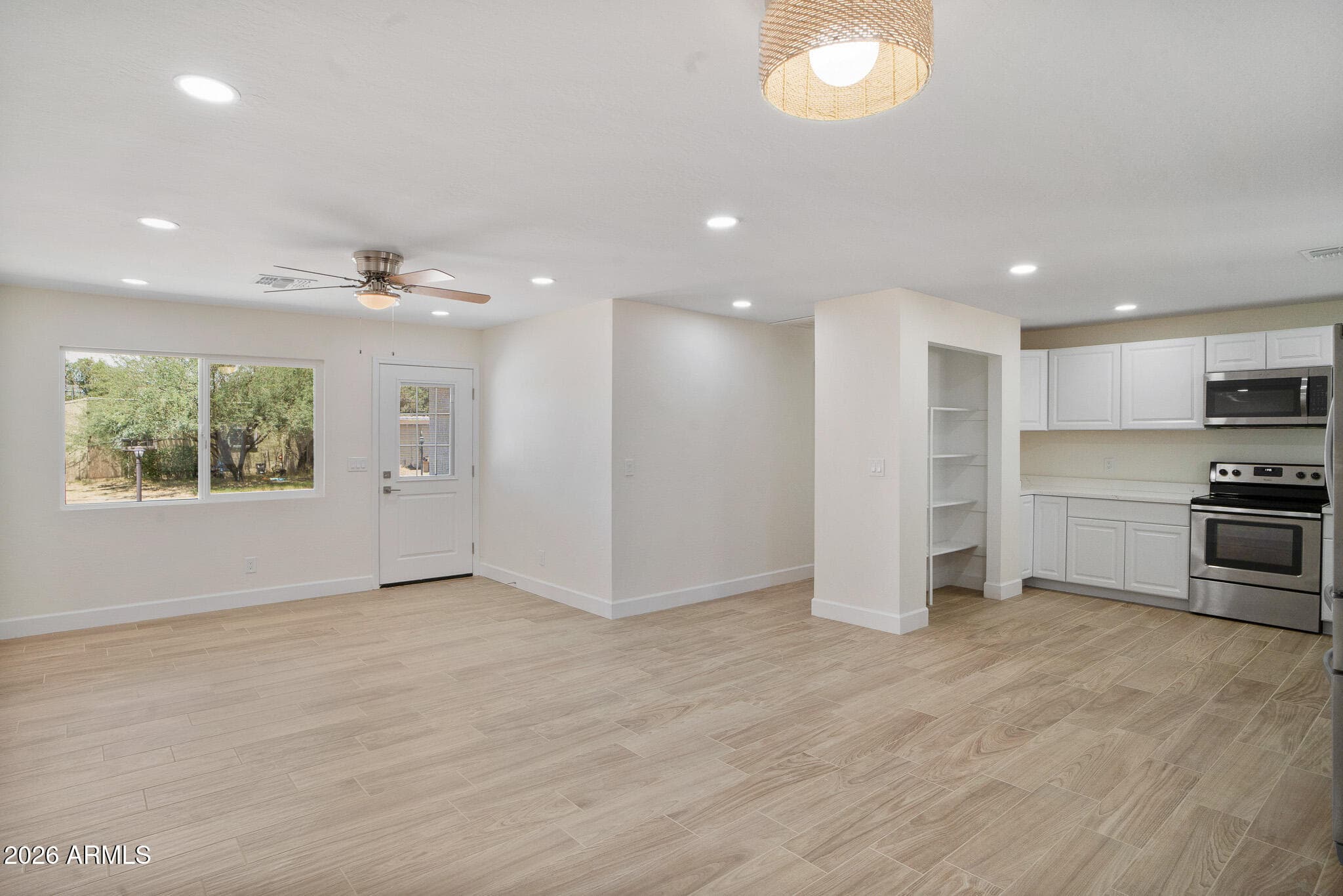 901 N 95TH Place, Mesa, AZ 85207 — photo 8 of 34