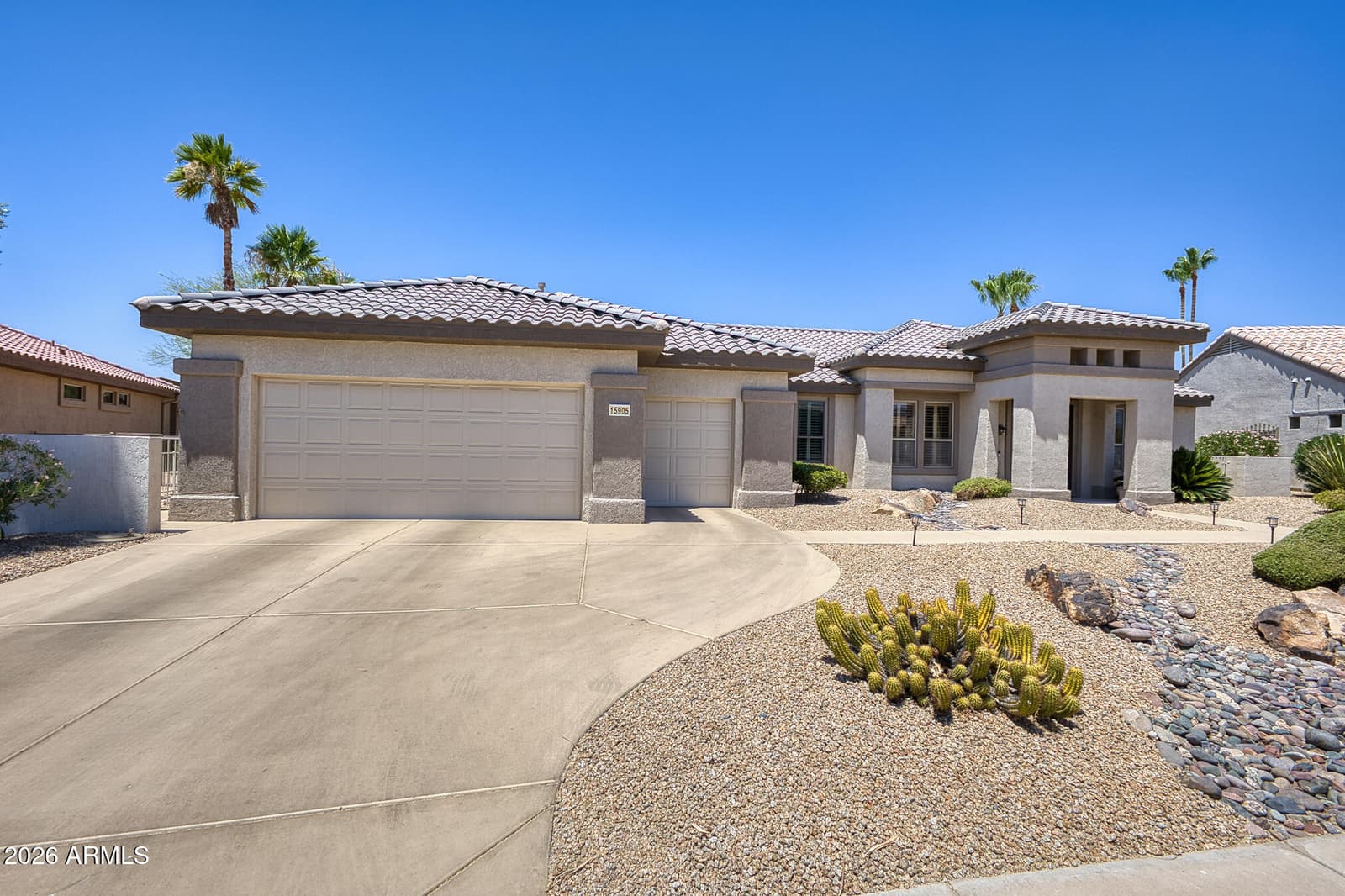 15905 W CLEAR CANYON Drive, Surprise, AZ 85374 — photo 4 of 52