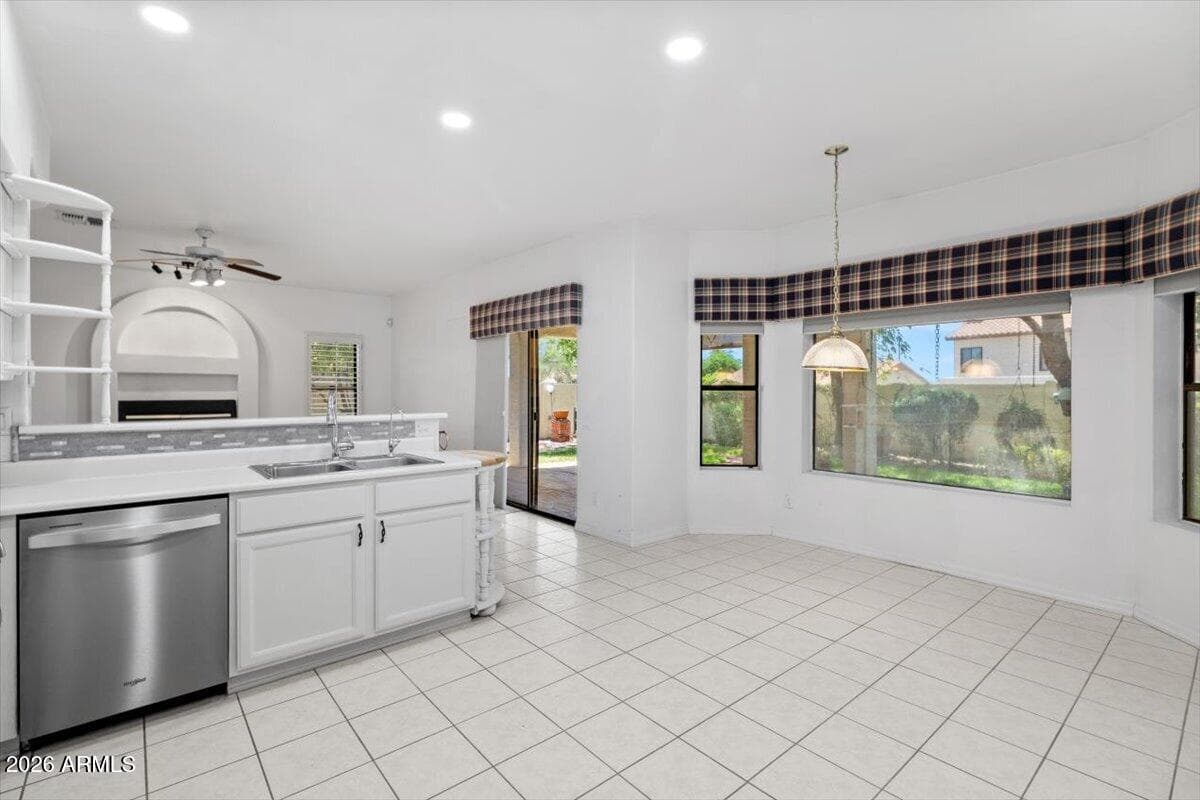 3862 N KASHMIR Street, Mesa, AZ 85215 — photo 11 of 32