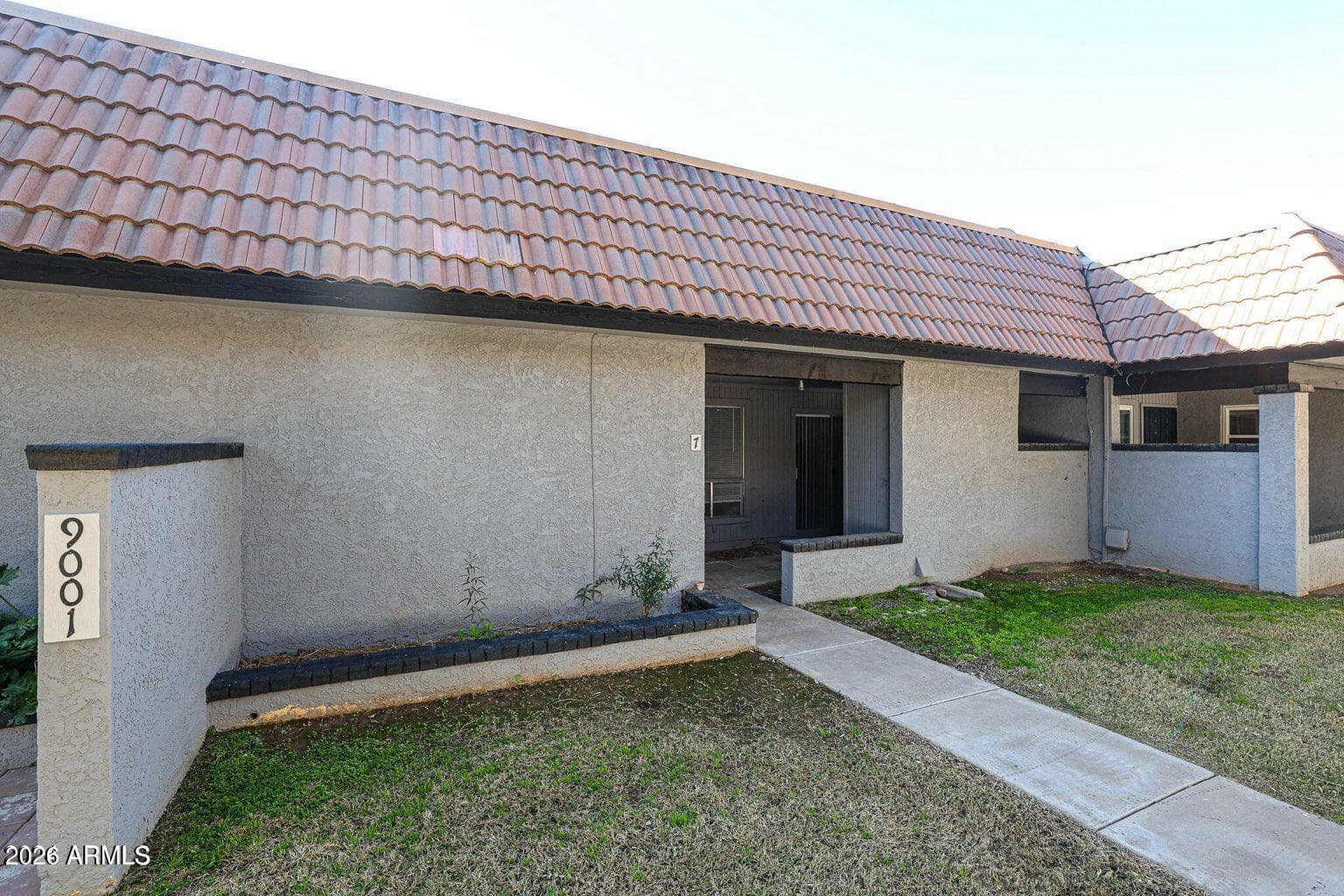9001 W ELM Street 7, Phoenix, AZ 85037 — photo 4 of 24