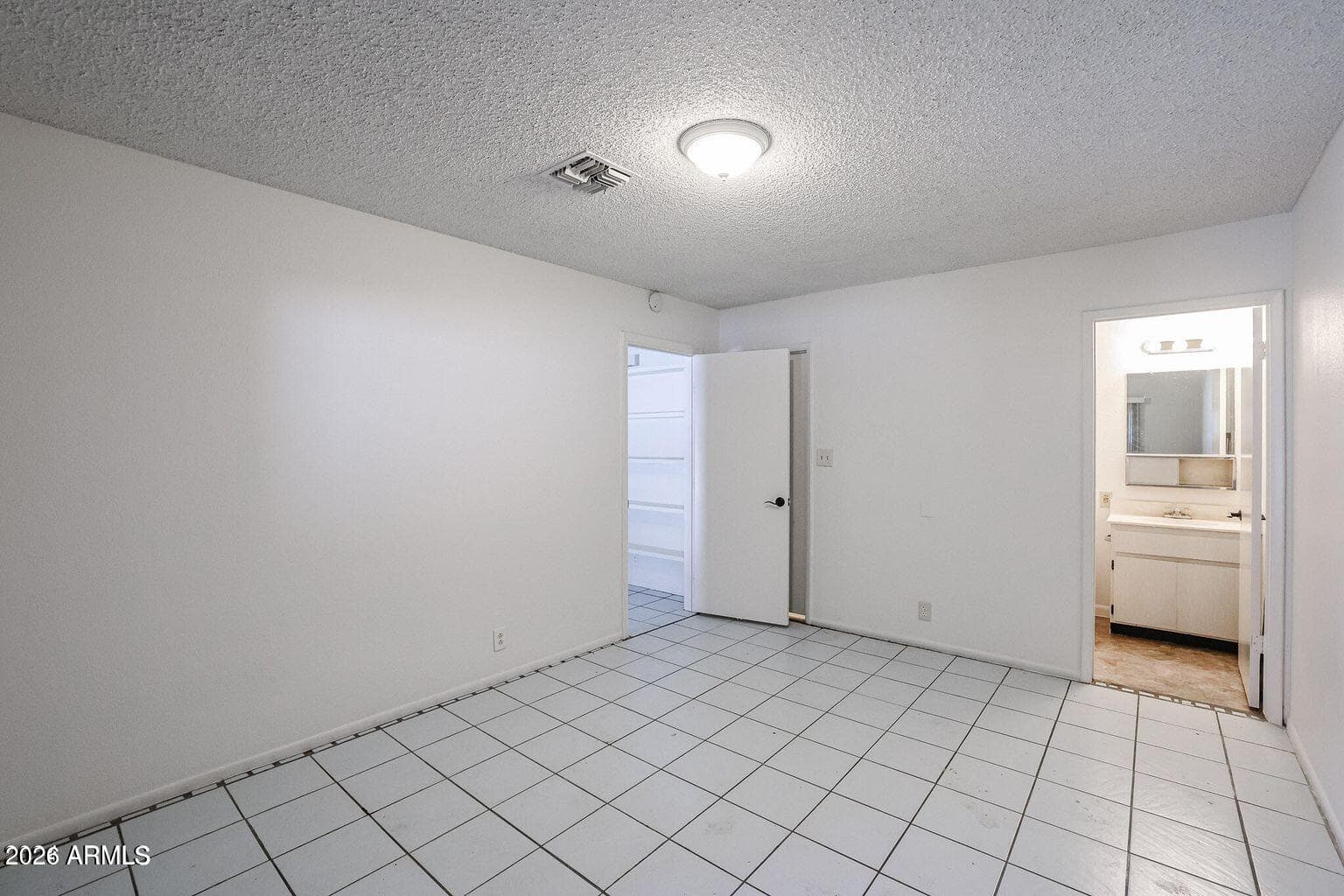 9001 W ELM Street 7, Phoenix, AZ 85037 — photo 9 of 24