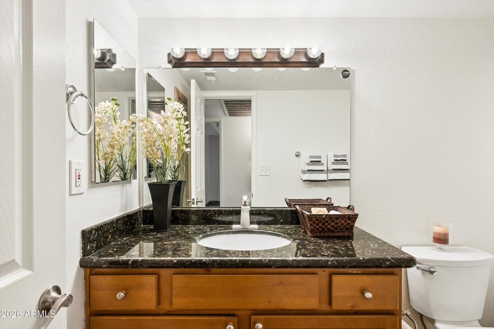 5877 N GRANITE REEF Road 1124, Scottsdale, AZ 85250 — photo 7 of 29