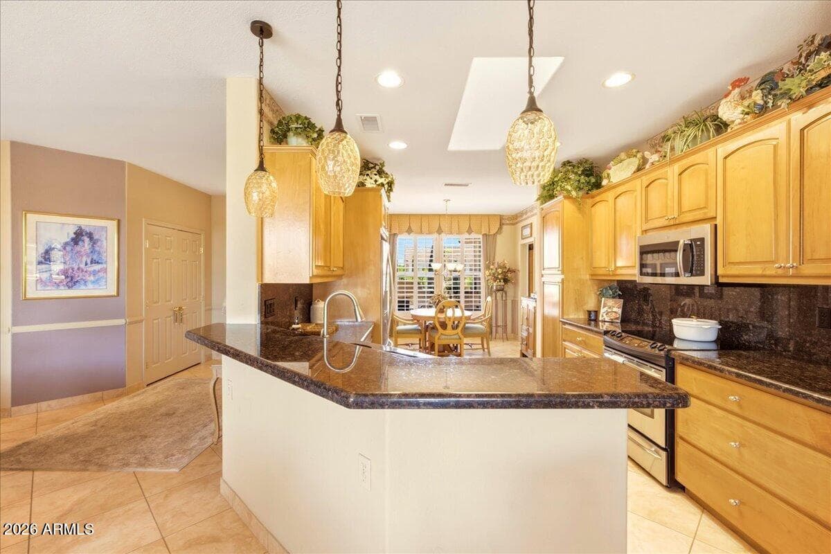 15144 W VIA MANANA W, Sun City West, AZ 85375 — photo 15 of 67