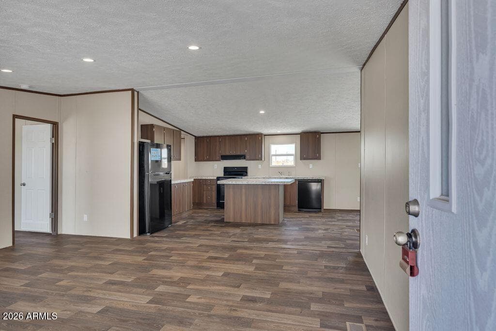 3310 W ROMANA Drive, Eloy, AZ 85131 — photo 4 of 56