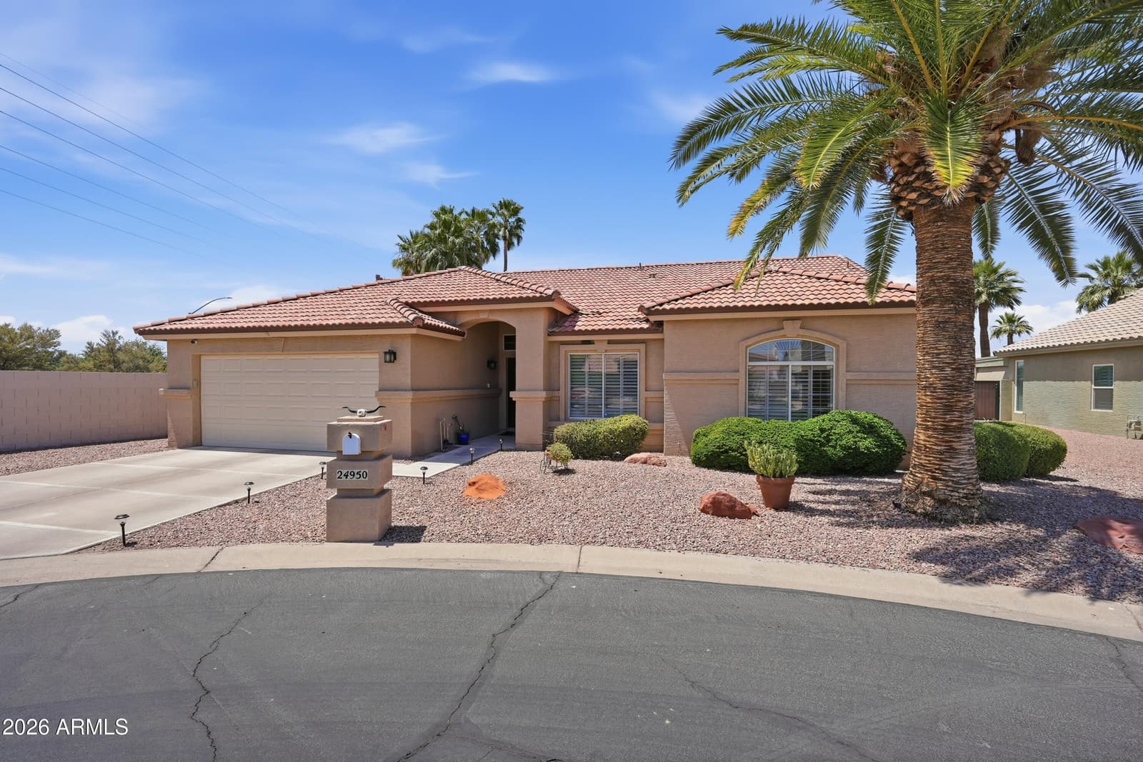 24950 S LAKEWOOD Drive, Sun Lakes, AZ 85248