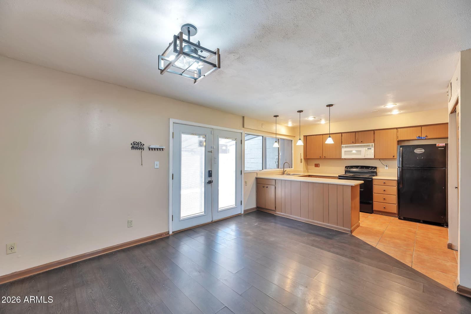 2025 W ELM Street, Phoenix, AZ 85015 — photo 4 of 25