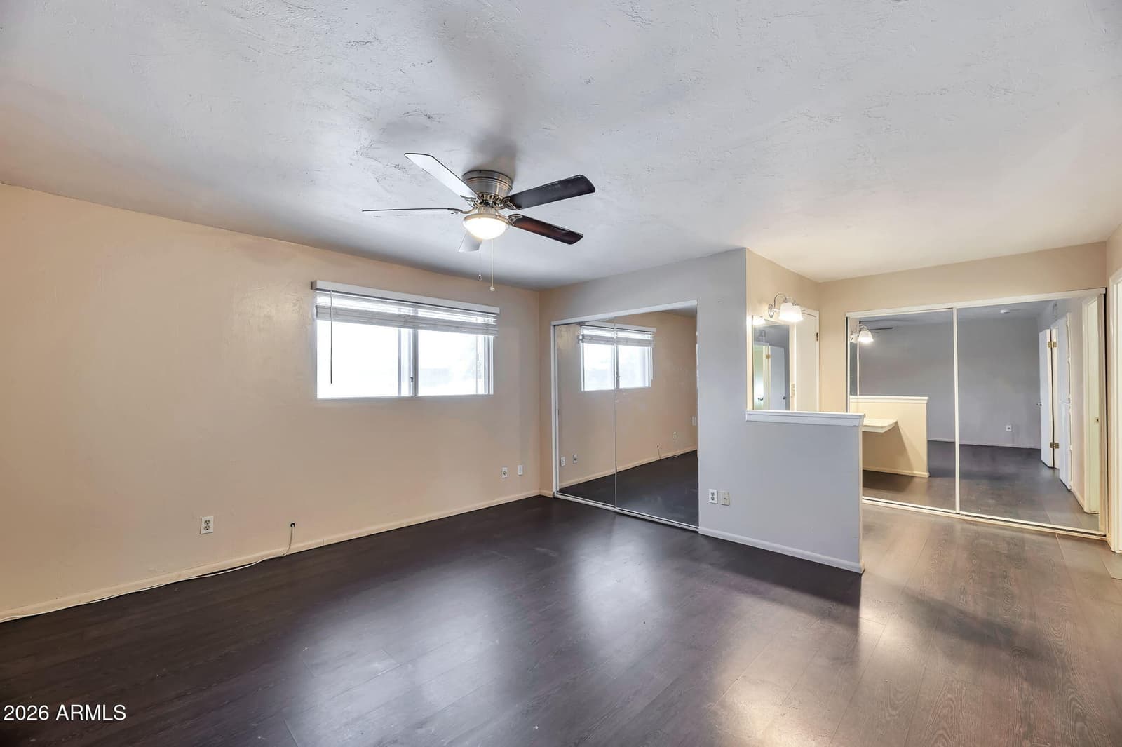 2025 W ELM Street, Phoenix, AZ 85015 — photo 10 of 25