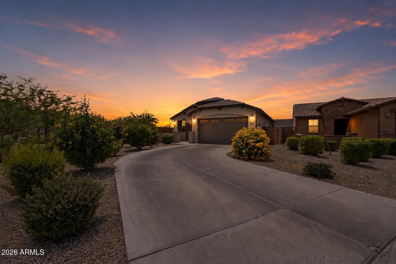 5804 N 90TH Drive, Glendale, AZ 85305 — photo 2 of 28